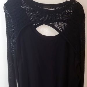 Torrid black top